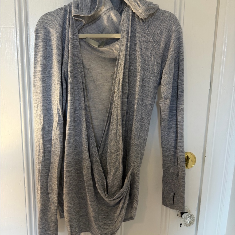Athleta Light Gray Knit Top